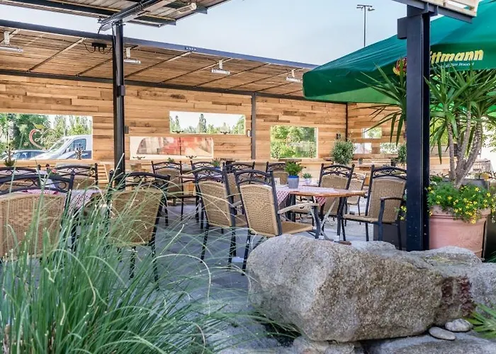 فندق Landgasthof Apfelbeck 3*