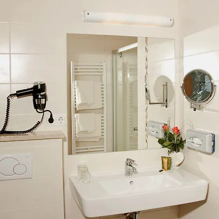 Landgasthof Apfelbeck Hotel 3*